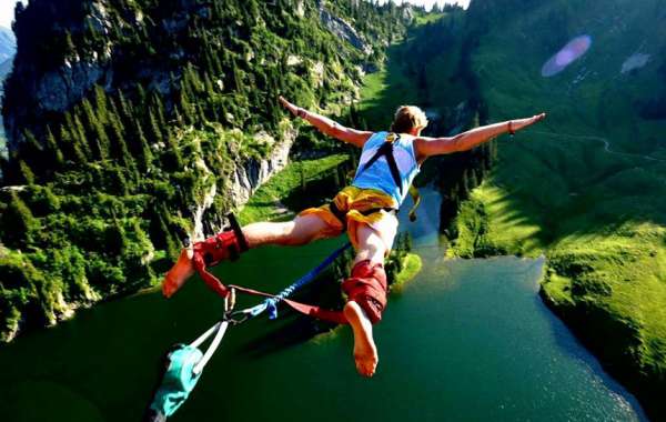 8 địa điểm nhảy bungee mạo hiểm nhất thế giới