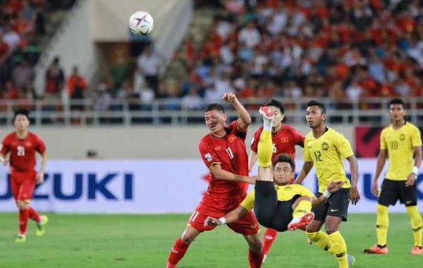 Việt Nam vs Malaysia: Vượt sức ép "chảo lửa" Bukit Jalil