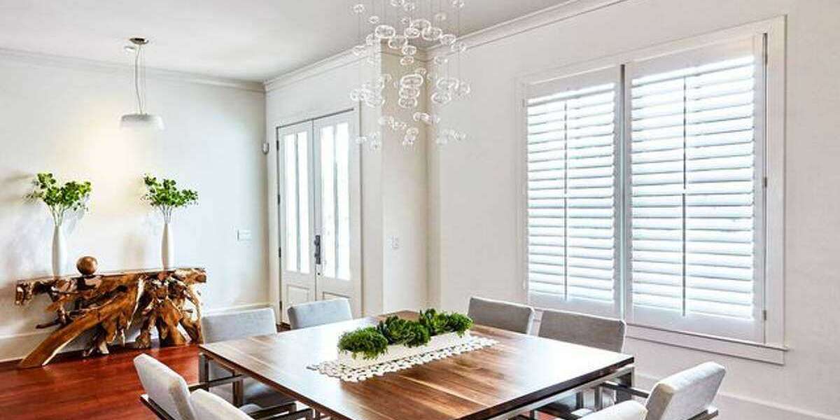 THE ADVANTAGES OF PLANTATION SHUTTERS