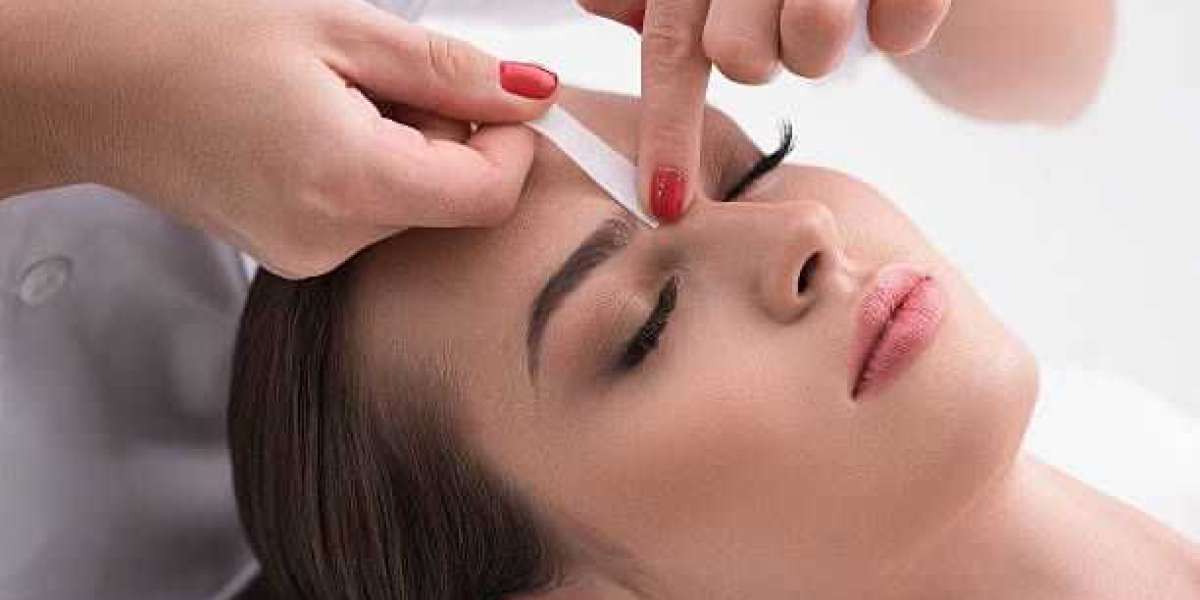 Get a Gorgeous Face-Lift with Eyebrow Threading in London, Ontario