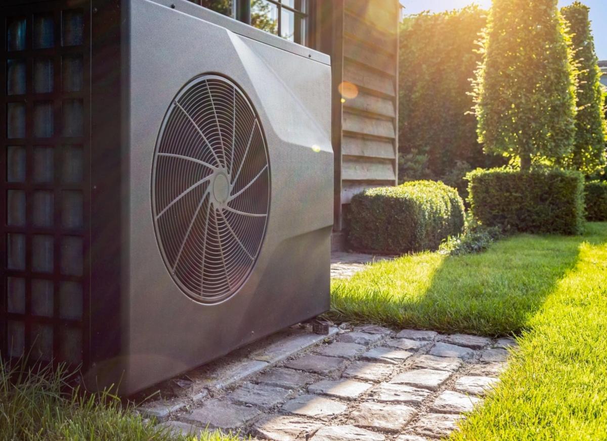 What are heat pumps, how they work, and why you need one.