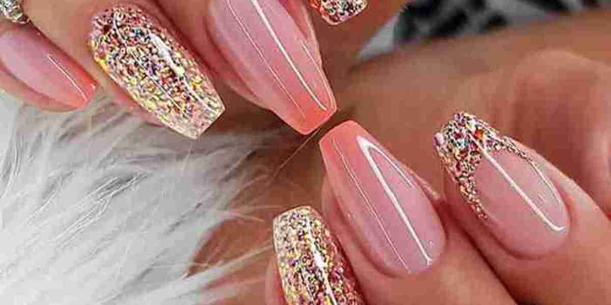 Pretty in Pink: The Most Chic Pink Nail Designs