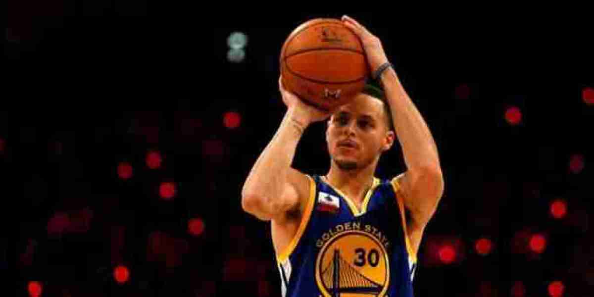 How to Shoot a Basketball Like Stephen Curry