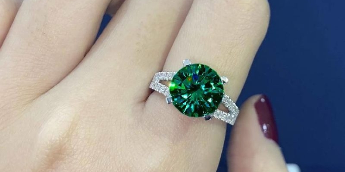 Nhẫn kim cương 3, 4, 5, 6, 7, 8 carat giá bao nhiêu tiền ngày nay?