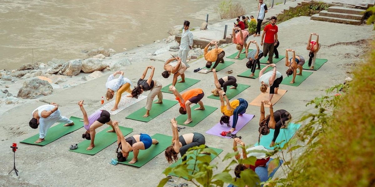 Yoga Teacher Training In Rishikesh