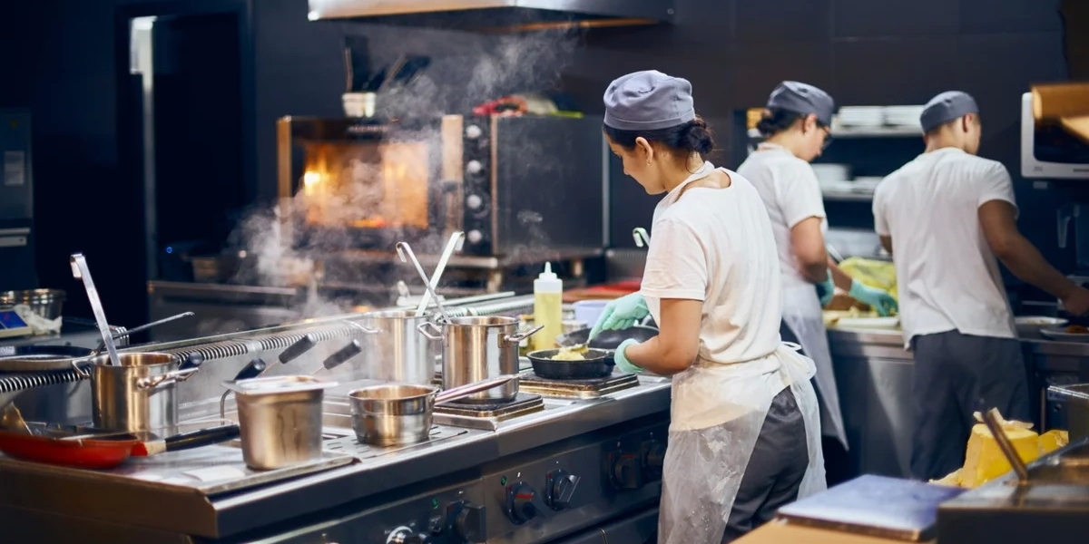 China Dark Kitchens/Ghost Kitchens/Cloud Kitchens Market