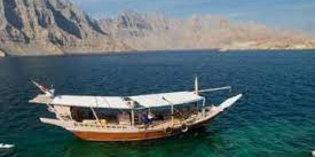 Embark on a Khasab Sea Tour: Discover Arabian Adventure