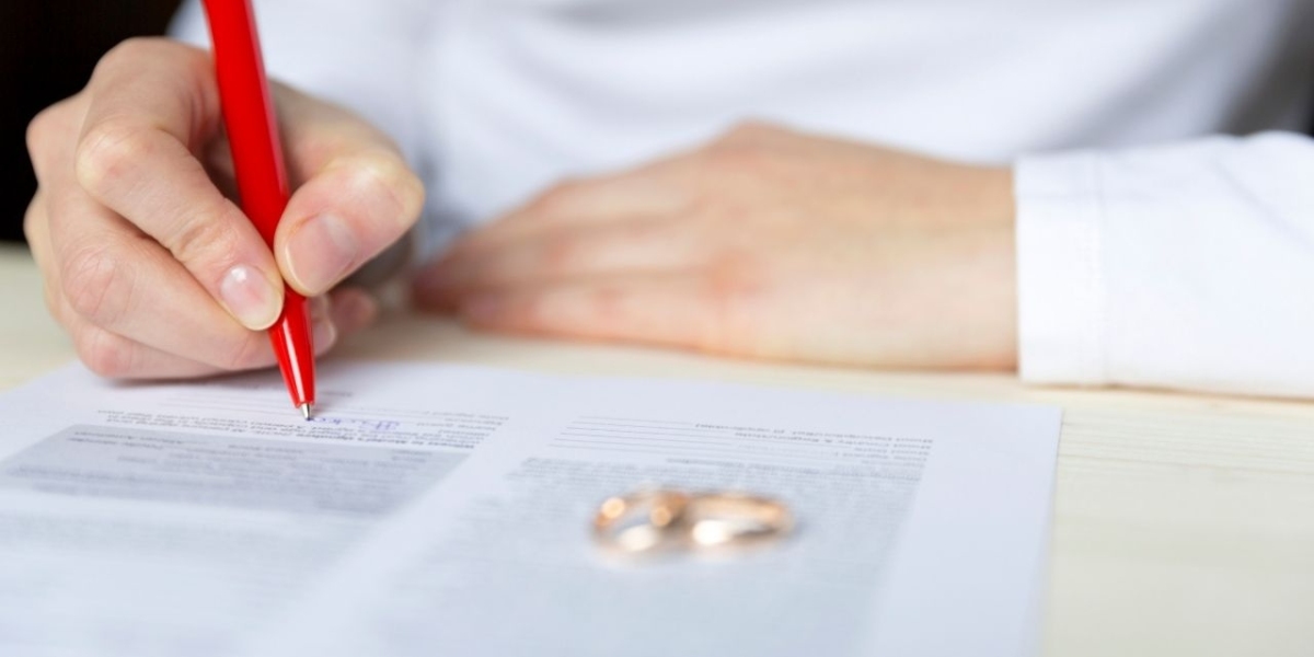 Navigating the Price Tag of Divorce in New York: Understanding Costs and Considerations