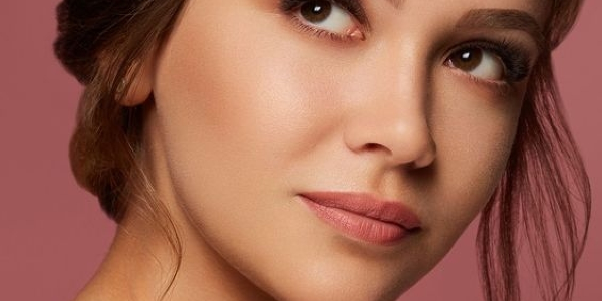 5 Reasons Why You Should Try Semi Permanent Makeup Treatment in Dubai