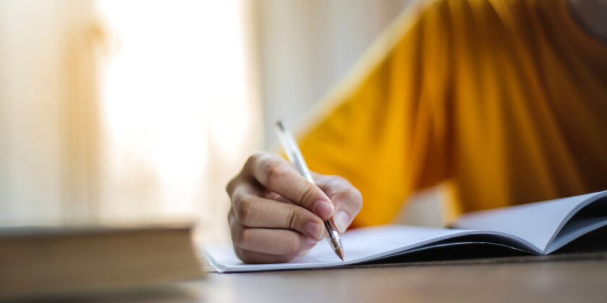 Maximizing Academic Success with Essay Writing Services