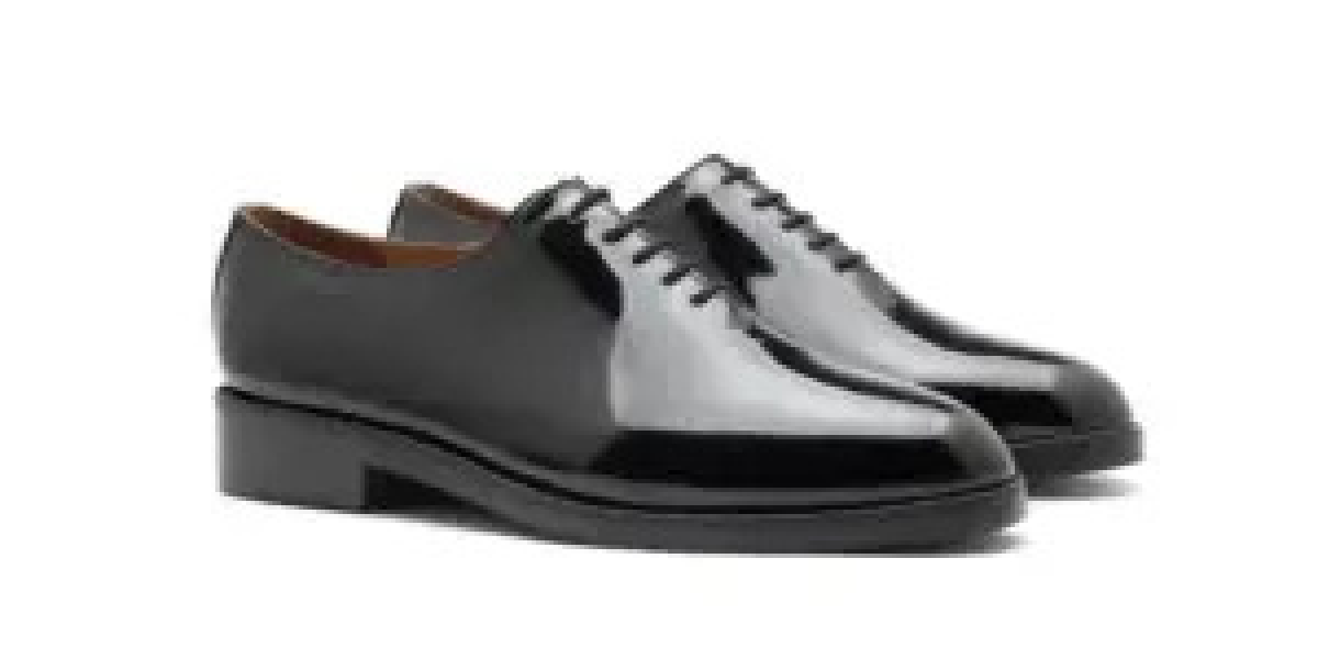The Difference Between Genuine Leather and Synthetic Alternatives