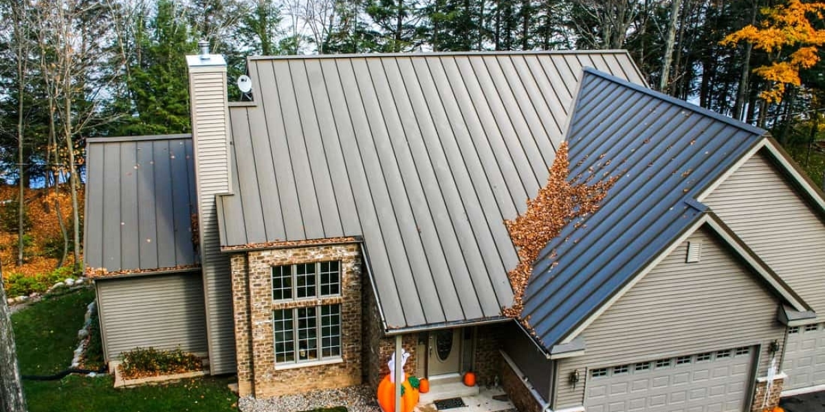 Metal Roofing: A Smart and Stylish Choice for Your Home